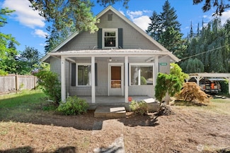 18056 25th Ave NE, Lake Forest Park, WA 98155
