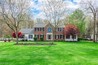 8055 Sandstone Dr, Northfield, OH 44067