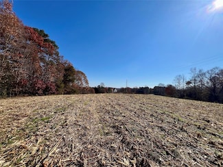 000 Sam Poole Ln, Taylorsville, NC 28681