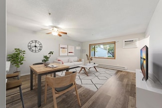 2100 Ridge Dr Unit 13, Saint Louis Park, MN 55416