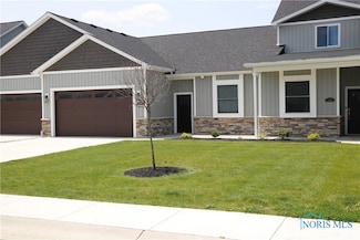 199 E Bridge Rd, Northwood, OH 43619