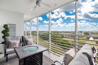 3520 Oaks Way Unit 910, Pompano Beach, FL 33069