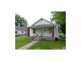 377 W Cherry St, Austin, IN 47102