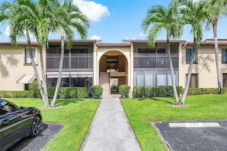 609 Sea Pine Way Unit 22, Greenacres, FL 33415