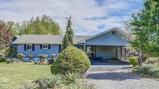 202 Redwood Rd, Bristol, TN 37620