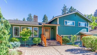 647 NE Innes Ln, Bend, OR 97701