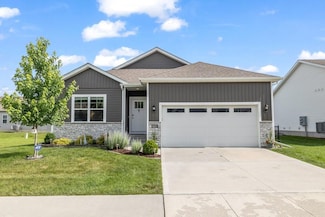 210 SE Willow Run Ln, Ankeny, IA 50021