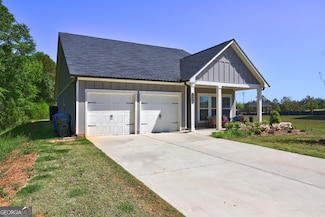 1014 Starmoss Ln, Conyers, GA 30094