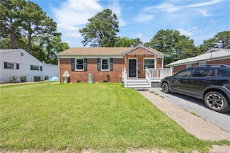 556 Summers Dr, Norfolk, VA 23509