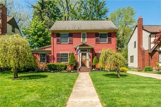 128 Burbank Dr, Amherst, NY 14226