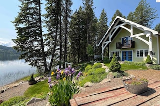 307 Quinns Ln, Cocolalla, ID 83813