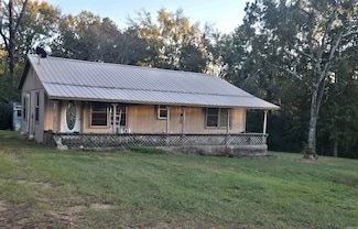 132 Iva Ln, Lockesburg, AR 71846