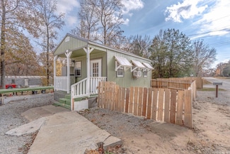 81 Lawrence Road 245, Powhatan, AR 72458