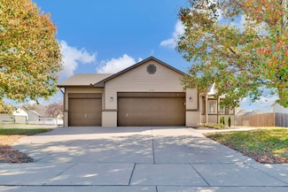 730 S Westview Cir, Andover, KS 67002