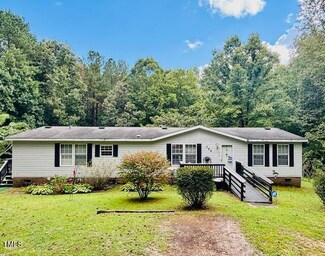 324 Marigold Ln, Henderson, NC 27537
