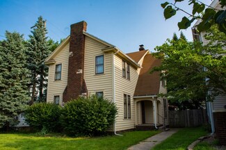 915 E Washington St, South Bend, IN 46617