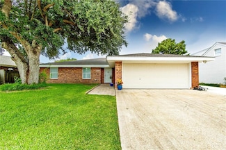 210 Midland Dr, Houma, LA 70360