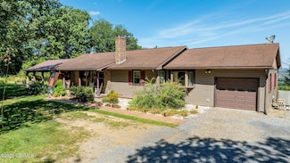 165 Mountain Rd, Milton, PA 17847