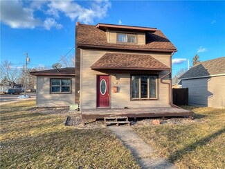 415 W Humbird St, Rice Lake, WI 54868