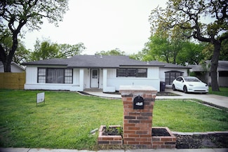 4862 Dunlap Dr, Fort Worth, TX 76119