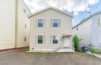 651-653 S 17th St, Newark, NJ 07103