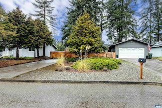 2121 W 12th St, Port Angeles, WA 98363