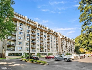 700 Avondale Rd Unit PH6, Wallingford, PA 19086