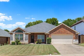 411 Abraham Ct, Irving, TX 75060