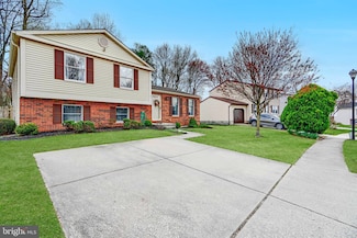 19 Yew Rd, Essex, MD 21221