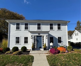 40 Elm St Unit 1, Andover, MA 01810