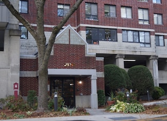 200 Ledgewood Dr Unit 205, Stoneham, MA 02180