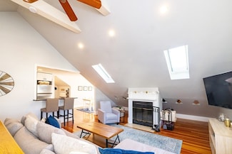 345 Ashmont St Unit 3, Dorchester Center, MA 02124