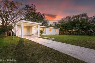 5627 Moret Dr E, Jacksonville, FL 32244