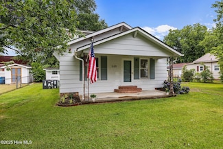 303 N Watauga Ave, Dunn, NC 28334