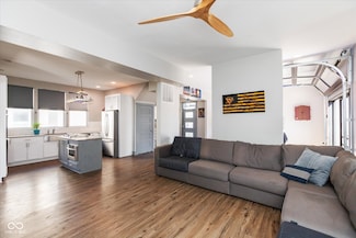 2502 Carrollton Ave, Indianapolis, IN 46205