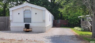 1535 Maureen Dr, Marion, IL 62959