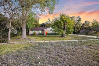 600 County Glen St, Leander, TX 78641