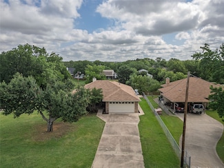 4007 Cherokee Ct, Granbury, TX 76048
