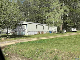 402 Greenbriar Cove Rd, Union Grove, AL 35175
