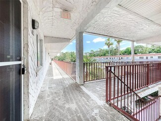 400 El Camino Dr Unit 216, Winter Haven, FL 33884
