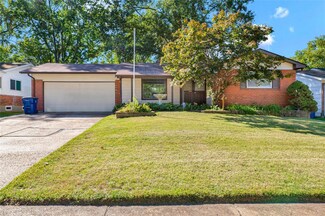 2160 Wedgwood Dr W, Florissant, MO 63033