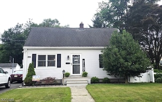 114 Riverview Rd, Pompton Lakes, NJ 07442