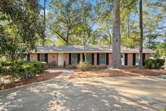 1903 Bellewood Rd, Jackson, MS 39211