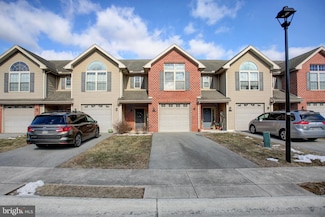735 Bassett Dr, Chambersburg, PA 17201