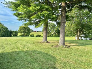 1132 Lucas Ln, Frankfort, KY 40601