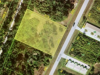 17 Donlon Dr, Rotonda West, FL 33947