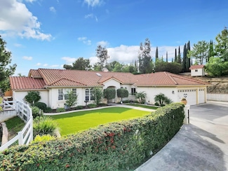 2389 Victoria Cir, Alpine, CA 91901