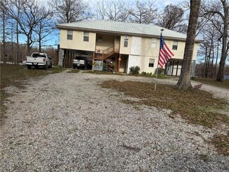 1483 Old River Rd, Mansura, LA 71350