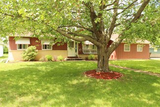 802 Harriet Ave, South Beloit, IL 61080