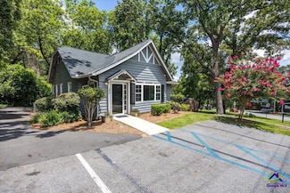 250 Crumps Park Ave, Macon, GA 31204